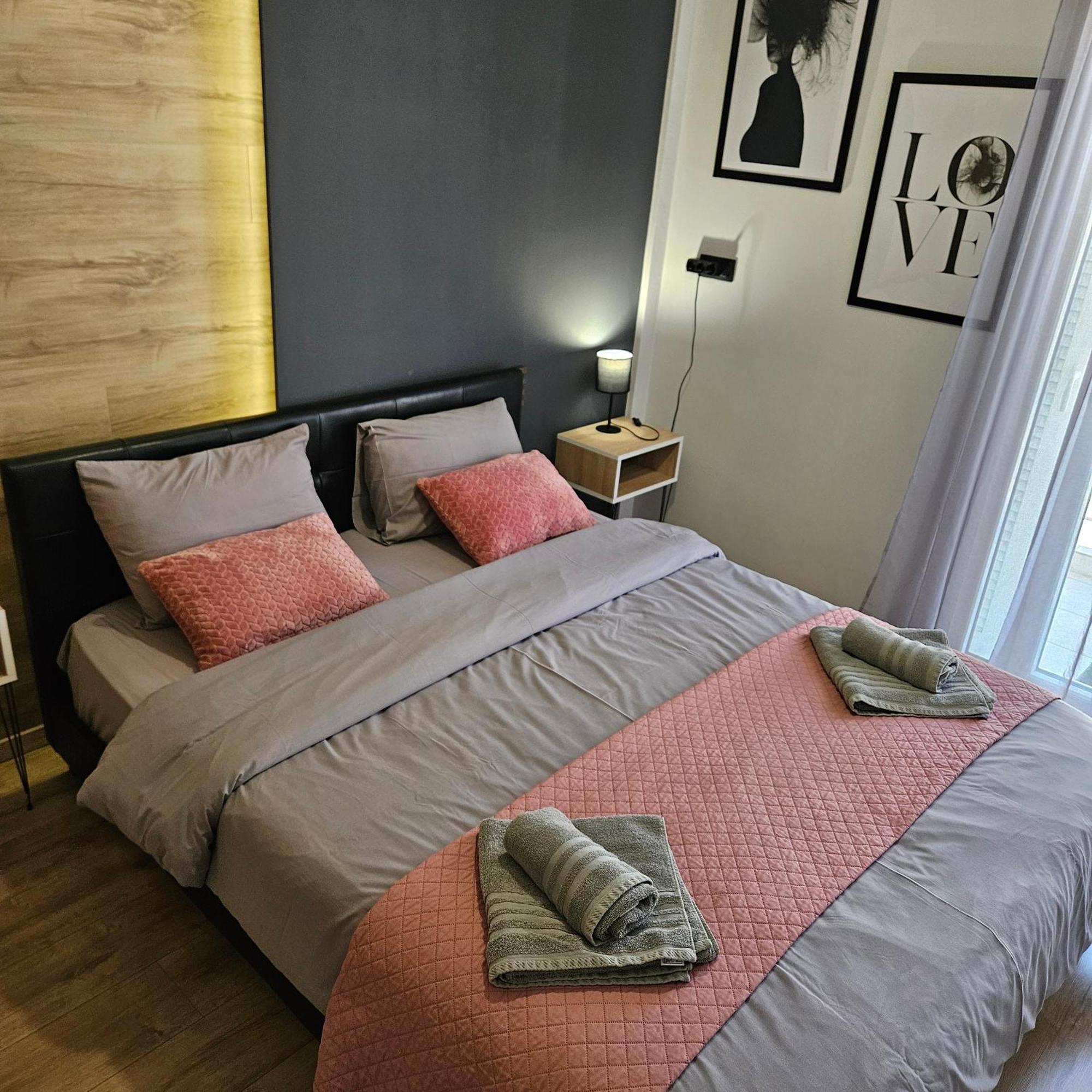 Central 3 Modern Apartment With Free Parking Serrai Exteriör bild